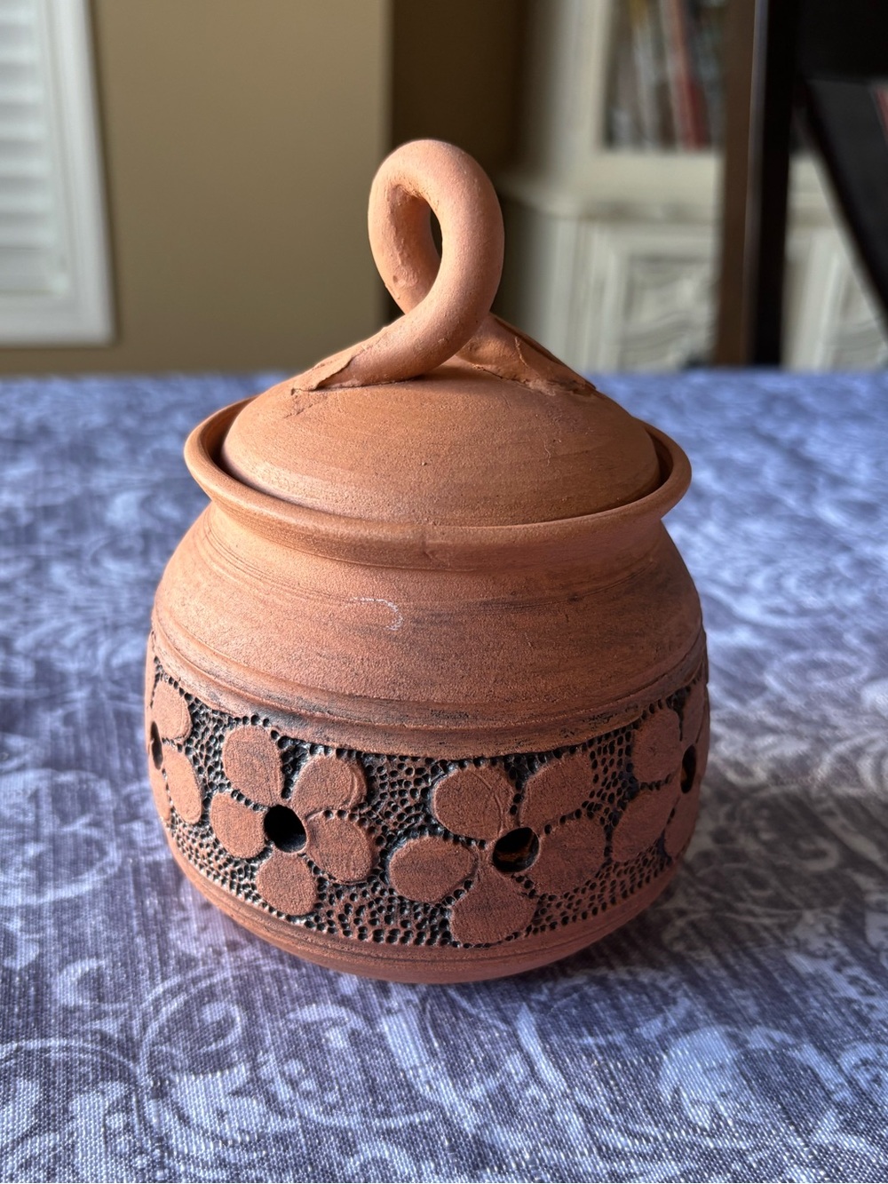 Handmade Vintage Rustic Terracotta Garlic Keeper